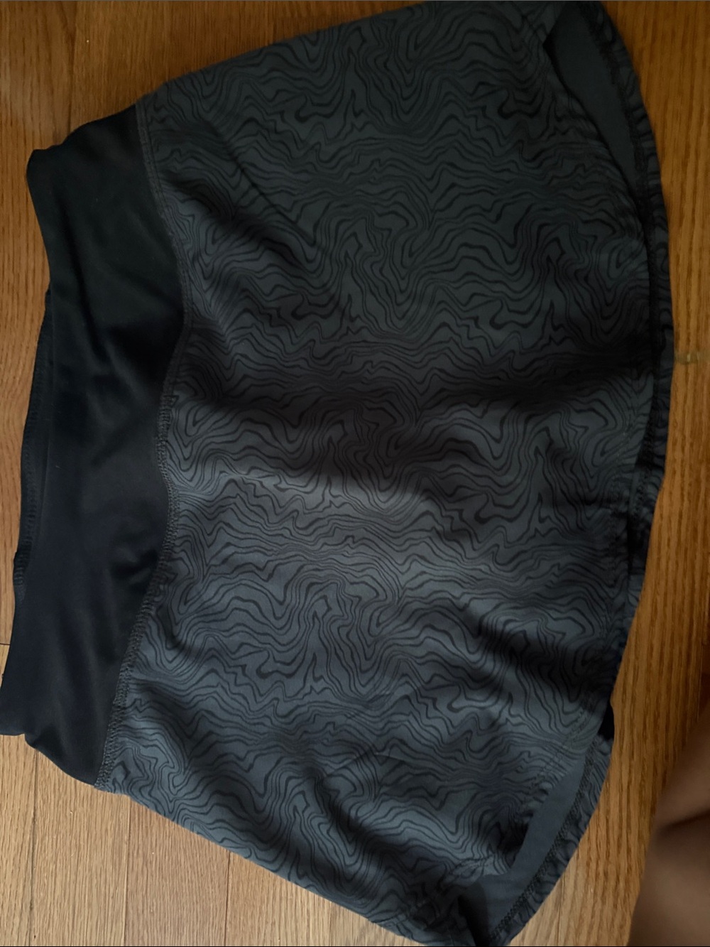 Women's Black Patterned Active Skirt